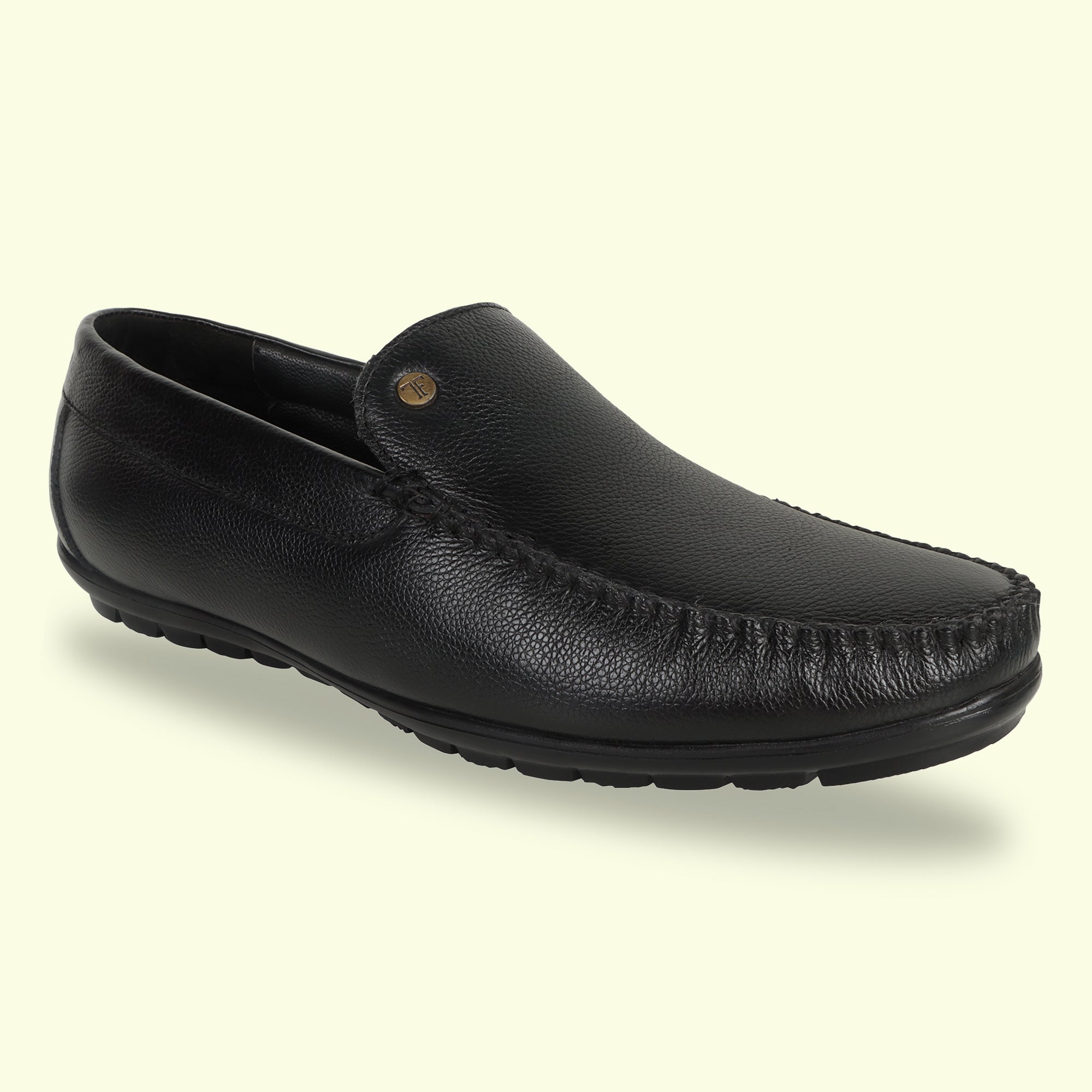 TRUDGE Black Loafer For Men - 5034