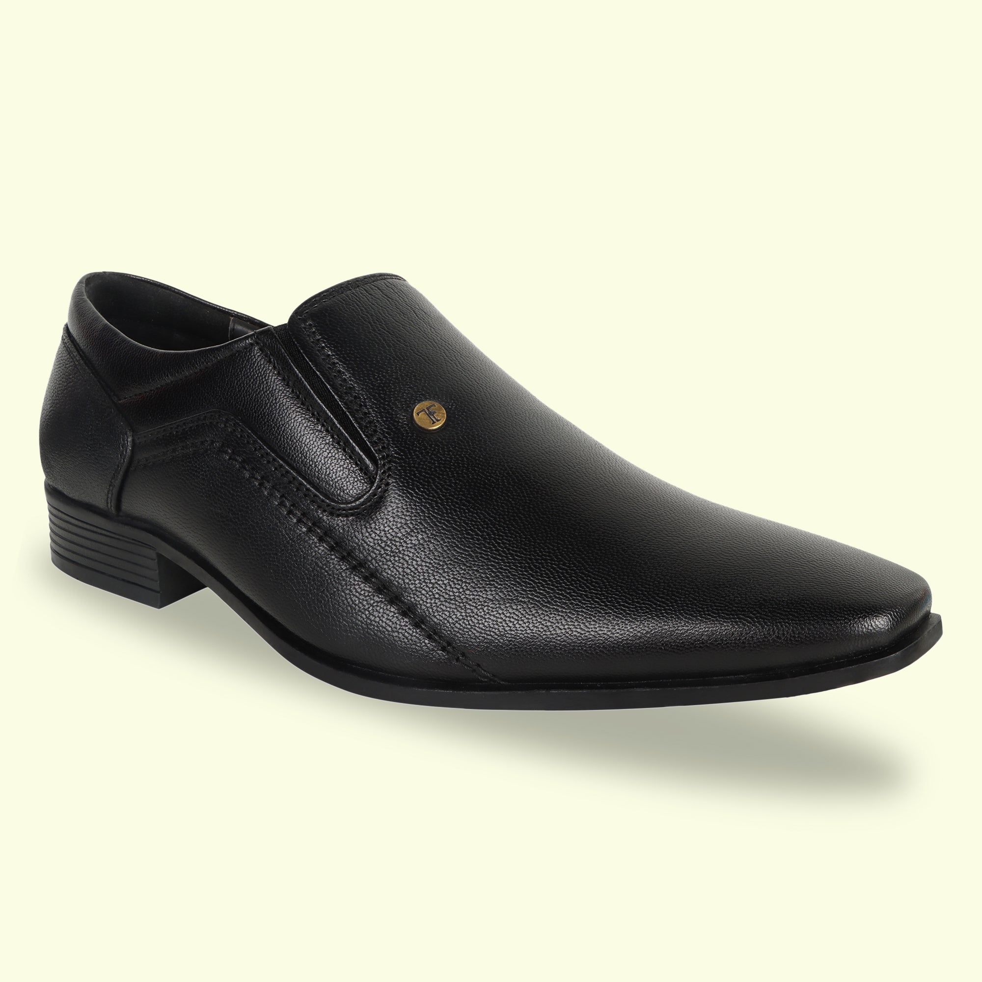 TRUDGE Black Moccasin Formal Shoe For Men - 5020