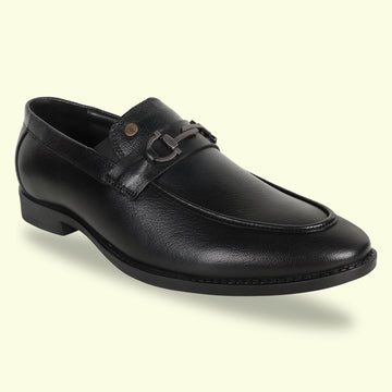 TRUDGE Black Loafer For Men - 5032